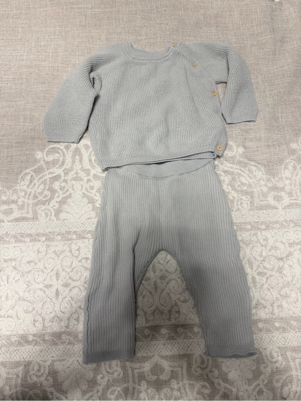 H&M Light Gray Organic Cotton Baby Sweater Set